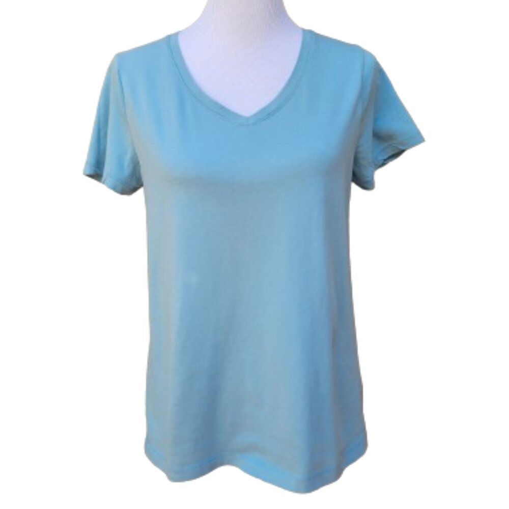 Time and Tru Light Blue V-Neck T-Shirt Short Sleeve 100% Pima Cotton Classic